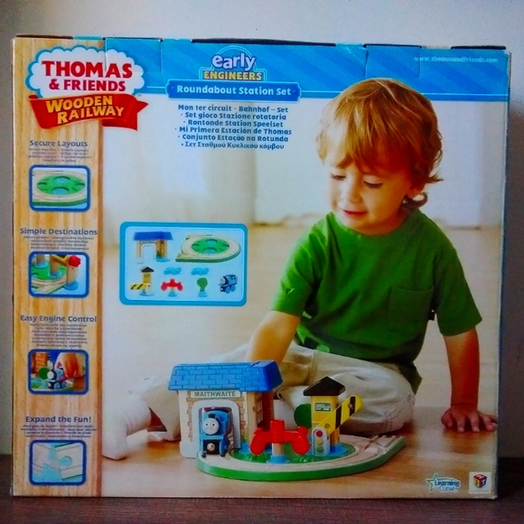 NWT Thomas & friends wooden railway - Picture 2 of 2